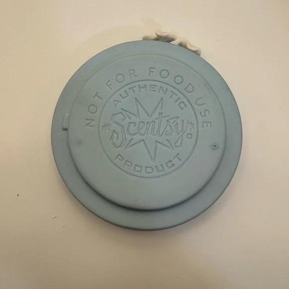 Scentsy Baby’s Breath Blue Wax Warmer Retired Full Size w/ Box – Looks Unused - Picture 9 of 16